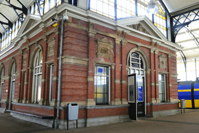 Den Haag HS Railway Station (2)