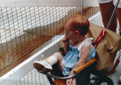 1983 07 Elizabeth Asher at the Ft Wayne Zoo 07.jpg