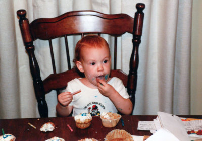 1983 09 22 Elizabeth Asher at her dad's birthday 02.jpg