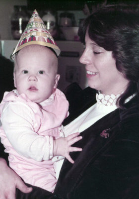 1983 11 06 Melissa Asher and Bobbi Biddle at Elizabeth's 2nd birthday 01.jpg