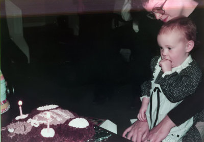 1983 11 06 Marti Asher and Elizabeth Asher at Elizabeth's 2nd birthday 02.jpg