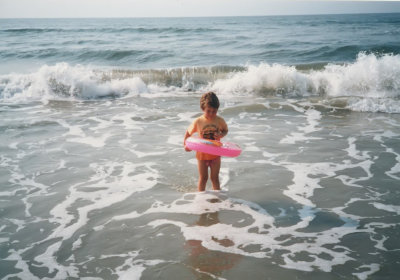 1987 08 15-18 Melissa Asher at Sunset Beach 02.jpg
