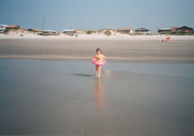 1987 08 15-19 Melissa Asher at Sunset Beach 02.jpg
