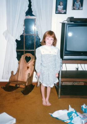 1987 11 06 Elizabeth Asher at her 6th birthday 02.jpg