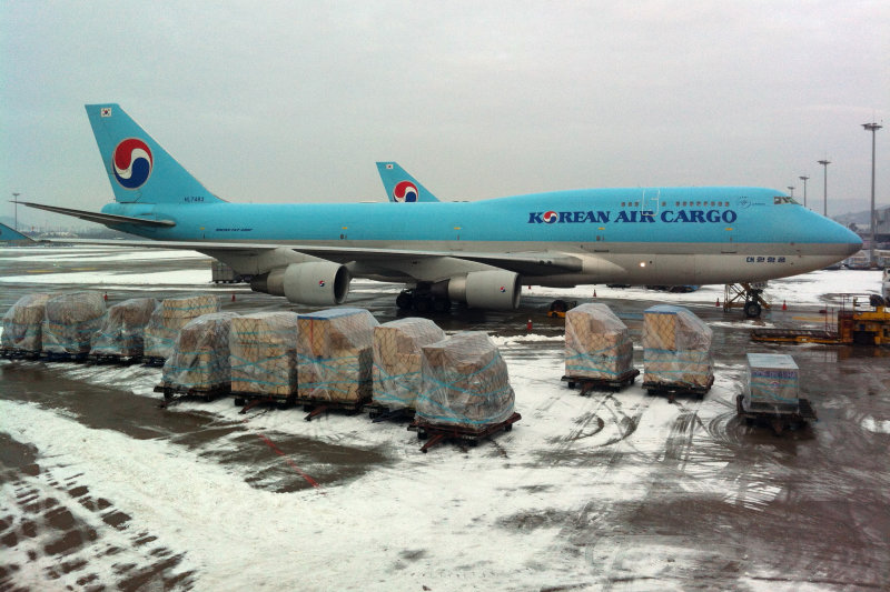 Korean Airlines Cargo B747 at Incheon (HL7483)