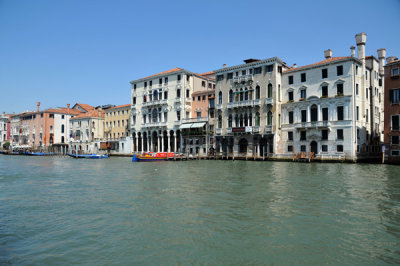 Grand Canal between Ca dOro and Rialto Mercato