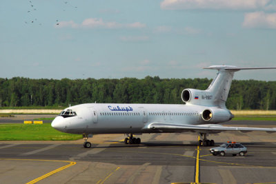 Siberia Tu-154 (RA-85827) at Moscow DME