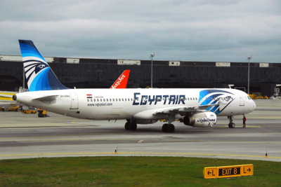 Egyptair A321 (SU-GBU) at VIE