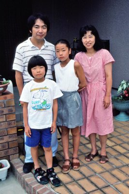JP078-Ogawa-family-1997-Dimage16bit-scan2021_edit.jpg