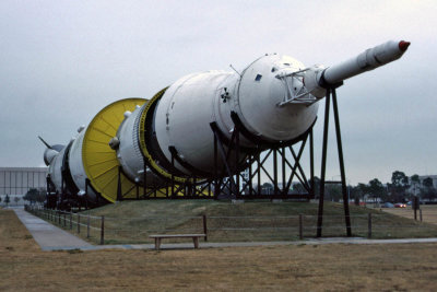 TX008-Johnson-Space-Center-1989-Dimage16bit-scan2021_edit.jpg