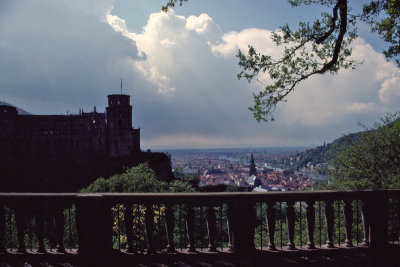 GER013-Heidelberg-1991-Dimage16bit-scan2021_edit.jpg