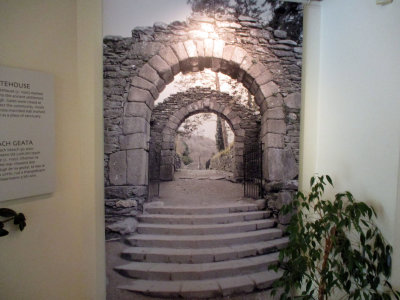 ARCHWAY TO GLENDALOUGH CEMETERY