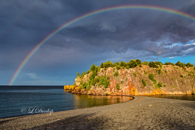 *** 113.23 - Silver Bay: Rainbow Over Rock Island 