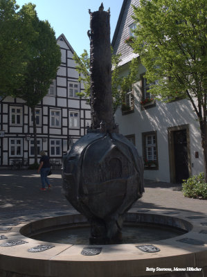 Brilon - fountain in Derkere Straße