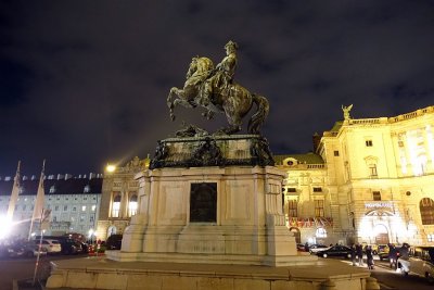 103.jpg