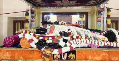 3) Athivaradar Sayana Kolam