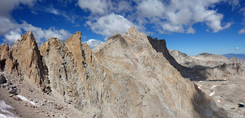We set off east on the long descent (maybe 6,300ft) back to the trailhead at Whitney portal