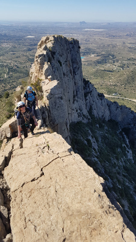 Cabazon d'Or ridge scramble