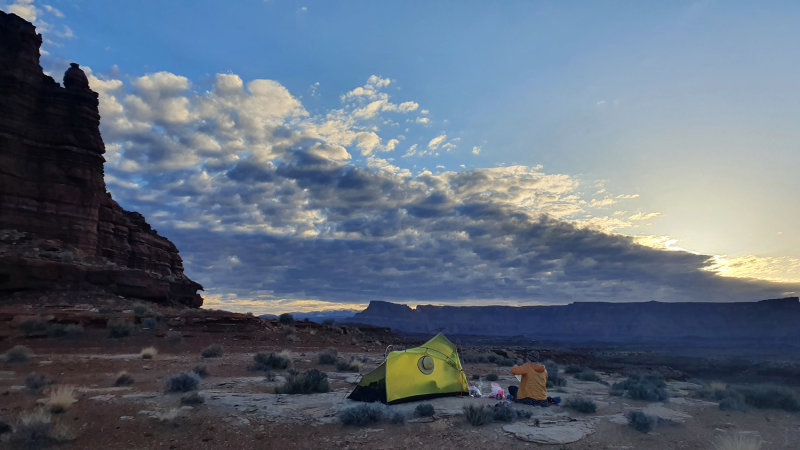 Excellent camp on the high ground above Indian creek canyon