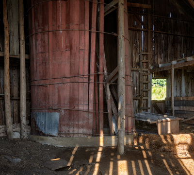 Barn with Interior Silo 