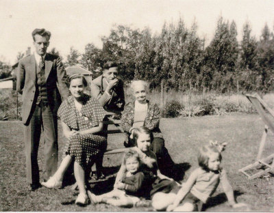 1934 Dads family MLR2020.jpg