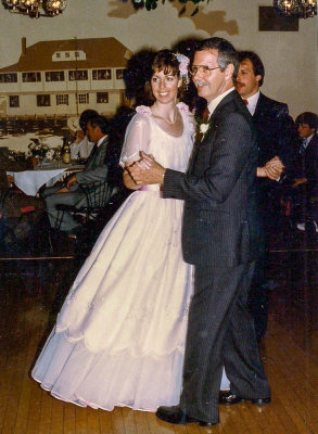 1985-06-29 Jen and Dad 1 MLR2020.jpg