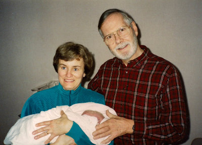 1995-12-16 Dad, Sandy and Eric MLR2020.jpg