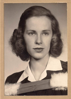 Ann Smith (nee Harvey) graduation MLR2020.jpg