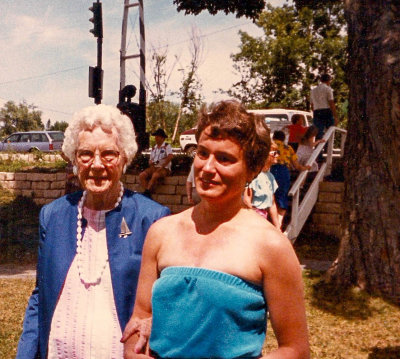 1979-05-20 Sandy and Marguerite MLR2020.jpg