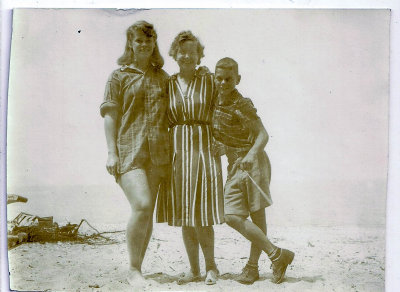 1945-06 Ann Grammy Dad at Bruce Beach MLR2020.jpg