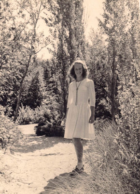 Aunt Ann Harvey 2 MLR2020.jpg