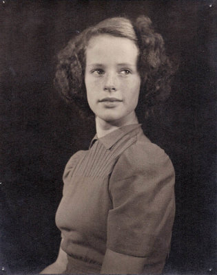 Aunt Ann Harvey MLR2020.jpg