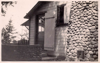 1946-07-05 Cottage 75 at Bruce Beach MLR2020.jpg
