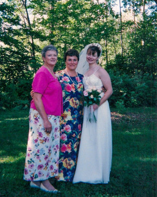 Phyllis Miner Sandy Dara MLR2020.jpg