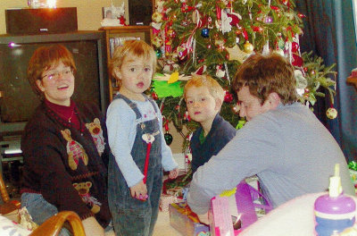 Sandy and grandchildren MLR2020.jpg
