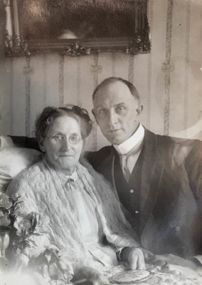 1912-1913 Gramma Chamberlain and Wiliam MLR2020.jpg