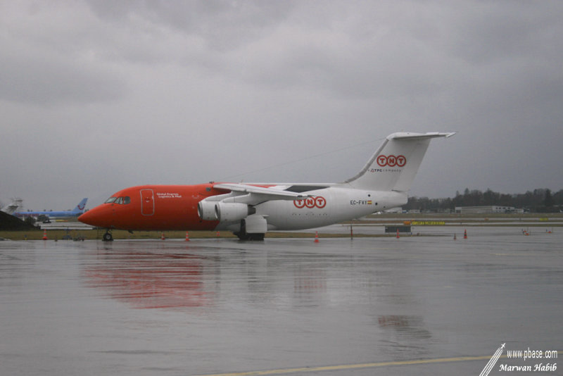 BAe 146-200QT TNT