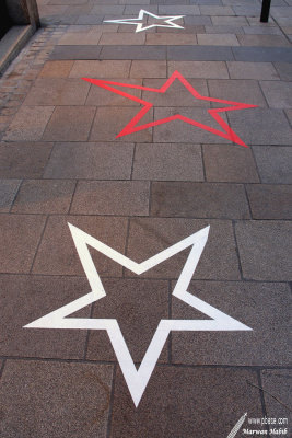 Red & White Stars / Etoiles Rouges & Blanches