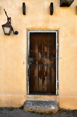Front door in Albuquerque Old Town, New Mexico 329 