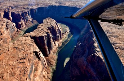 Horseshoe Bend, Colorado River, from Kodiak Quest airplane, Page, Arizona 120 