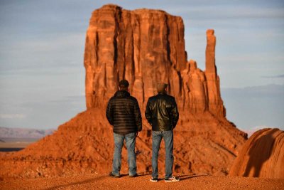  Tourists and Mitten Butte at sunset, Monument Valley, Navajo Tribal Park, Navajo Nation, Arizona 668 