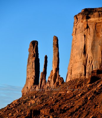 Three Sisters, Mitchell Mesa, Monument Valley, Navajo Tribal Park, Navajo Nation, Arizona 374 
