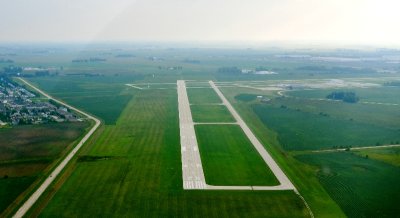 De Kalb Municipal Airport KDKB 