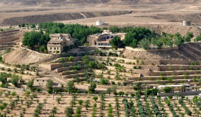 Large Terrace Farm outside Huraymila, Saudi Arabia 1104 