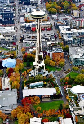 Space Needle, Chihuly Glass Garden, Museum of Pop Culture, Howard S Wright Memorial Fountain, Pacific Science Center,  Seattle 