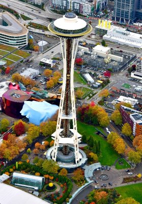 Space Needle, Chihuly Glass Garden, Museum of Pop Culture, Howard S Wright Memorial Fountain, Seattle, Washington 962