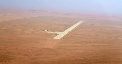 Kodiak airplane doing emergency 180 to landing at airport, North of Riyadh, Saudi Arabia 273 .jpg