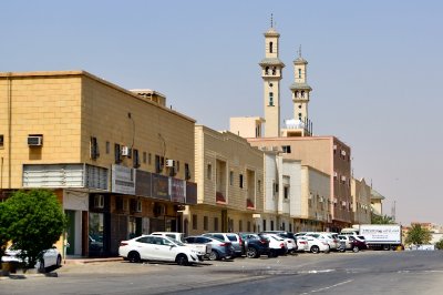 Mosque on Prince Saud Bin Hathlool Street, Riyadh, Saudi Arabia 011 