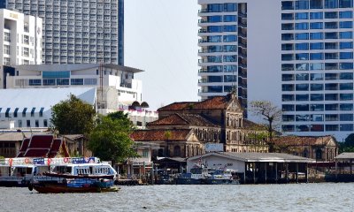 Building of all types along Chao Phraya River in Bangkok, Thailand 280