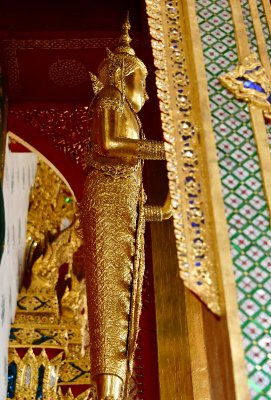 Golden Statue at Ordinataion Hall, Wat Arun Temple, Bangkok, Thailand 593